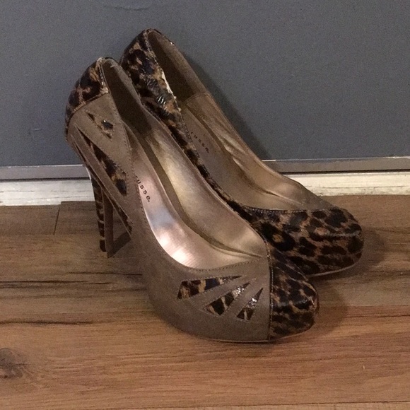 Charlotte Russe Leopard Heel - Picture 3 of 3
